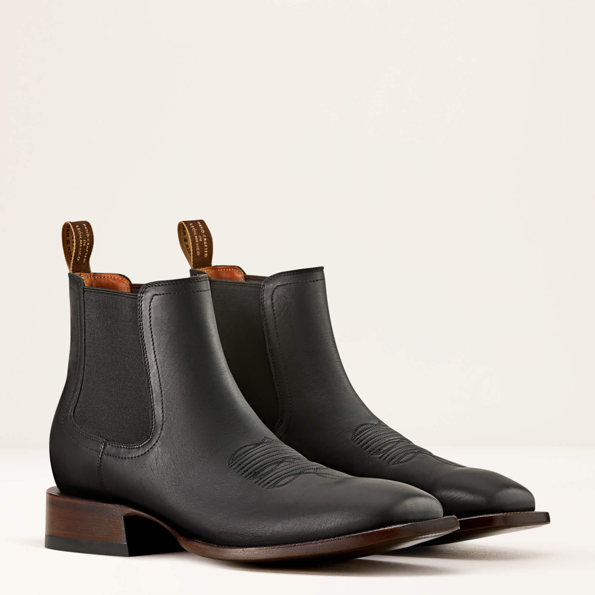 Bench Made Younger Western Boot Men - COOL BLACK BISON