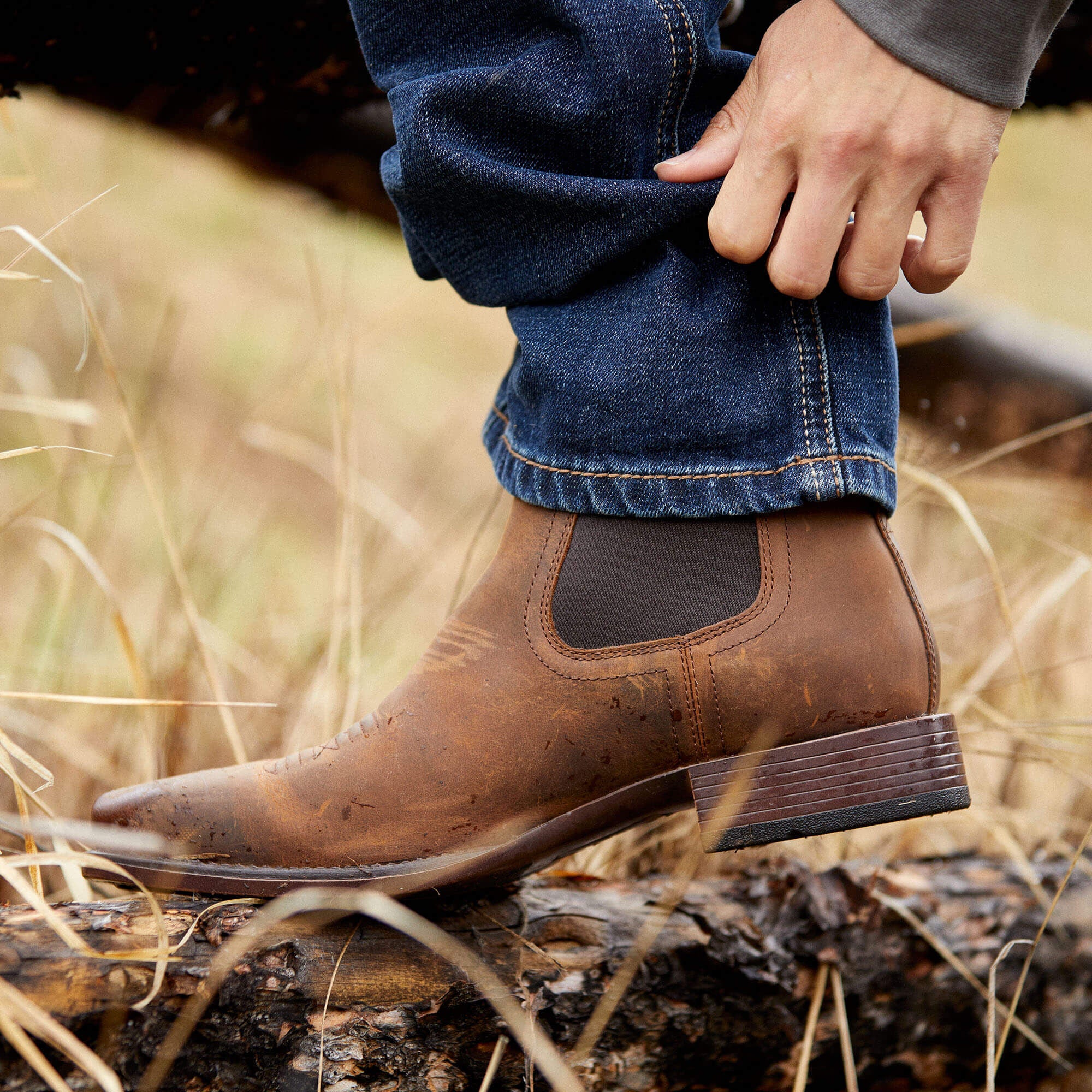 Booker Ultra Square Toe Western Boot Men - OILY DISTRESSED TAN