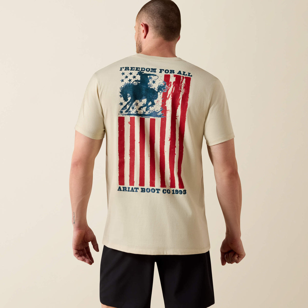 Ariat Split Freedom Painted Classic Fit T-Shirt Men - NATURAL
