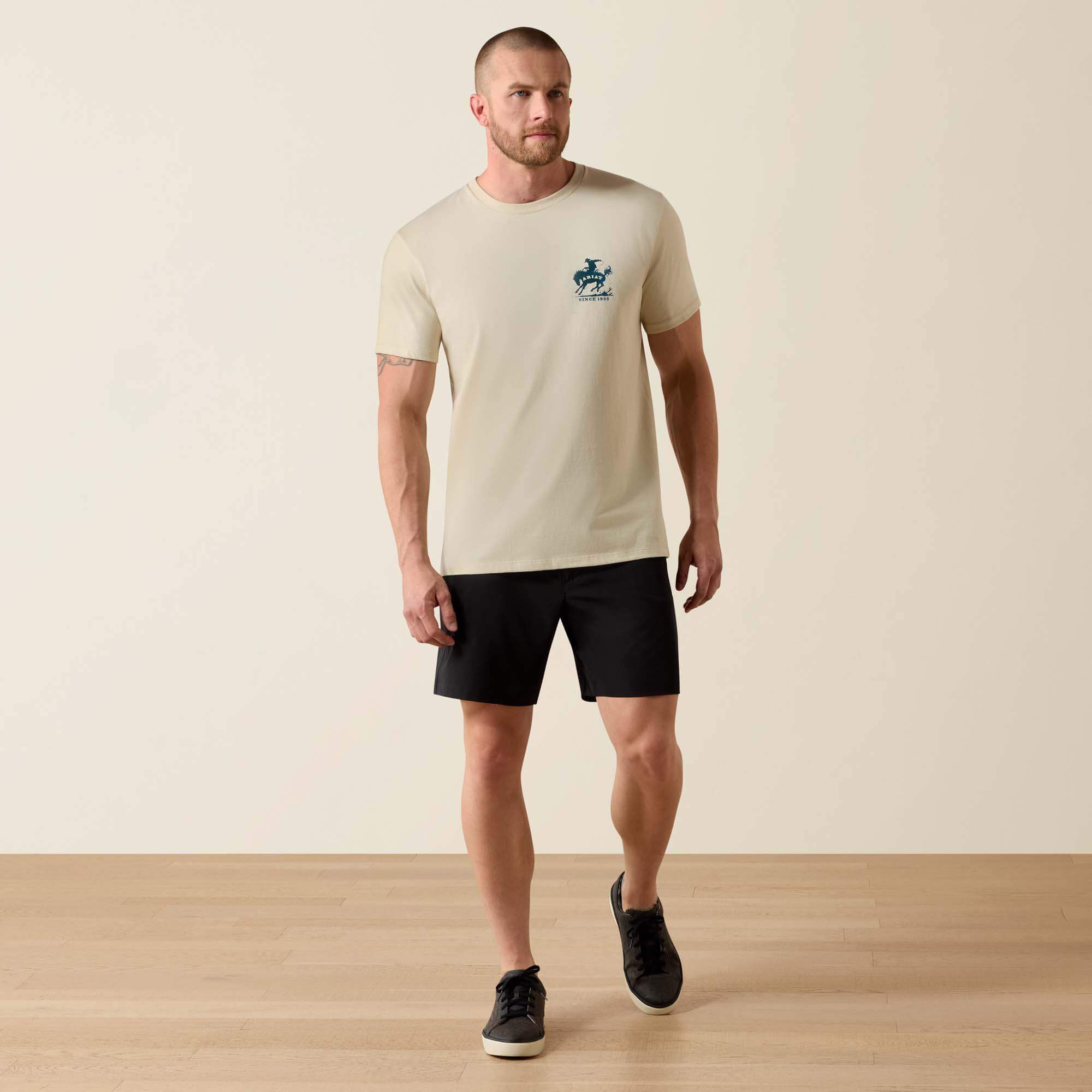 Ariat Split Freedom Painted Classic Fit T-Shirt Men - NATURAL