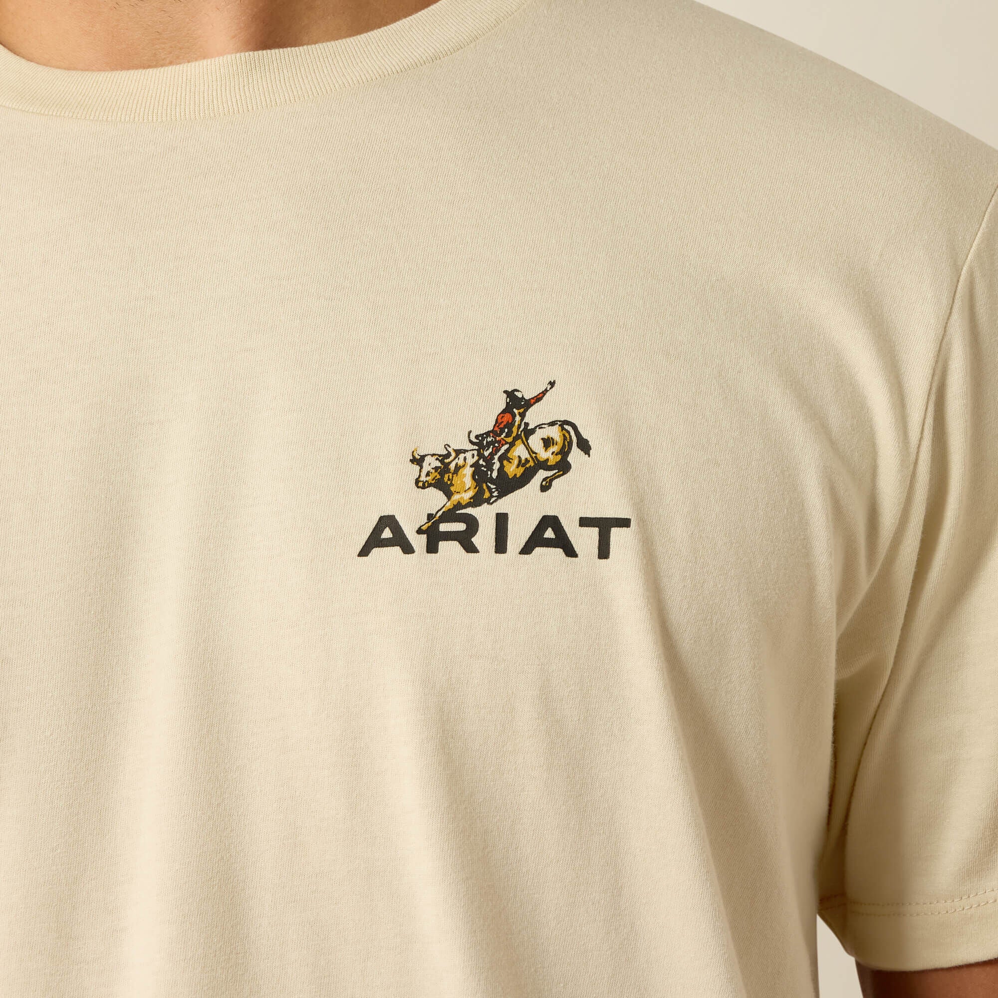 Ariat Ride Em Cowboy Classic Fit T-Shirt Men - NATURAL