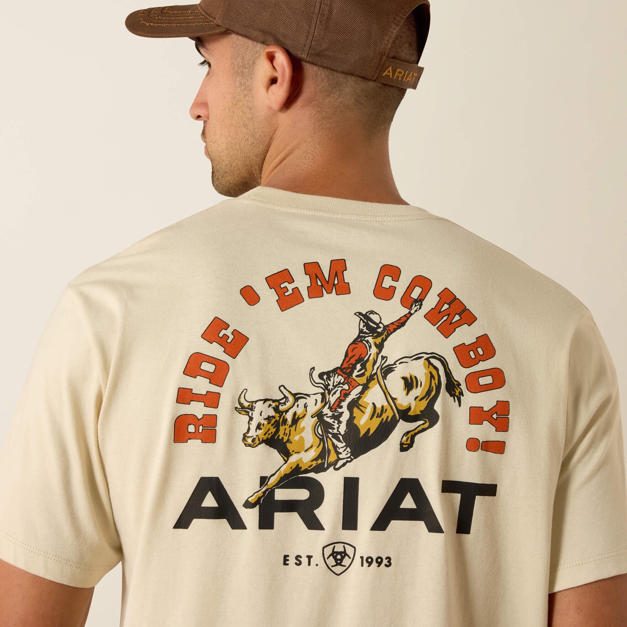 Ariat Ride Em Cowboy Classic Fit T-Shirt Men - NATURAL