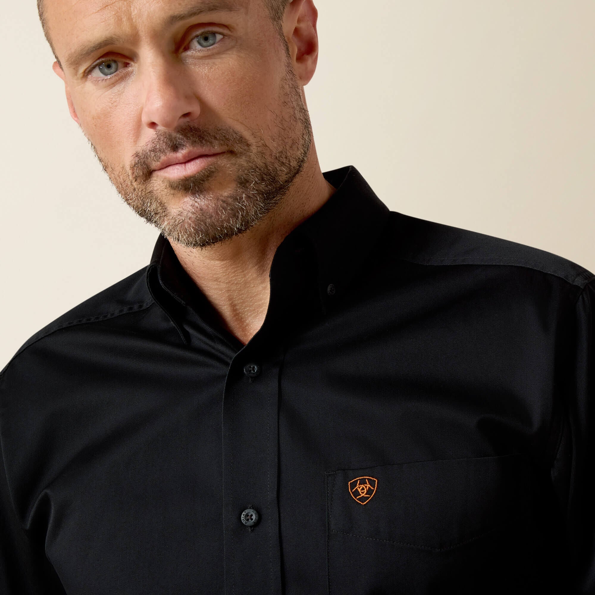 Solid Twill Fitted Shirt Men - BLACK