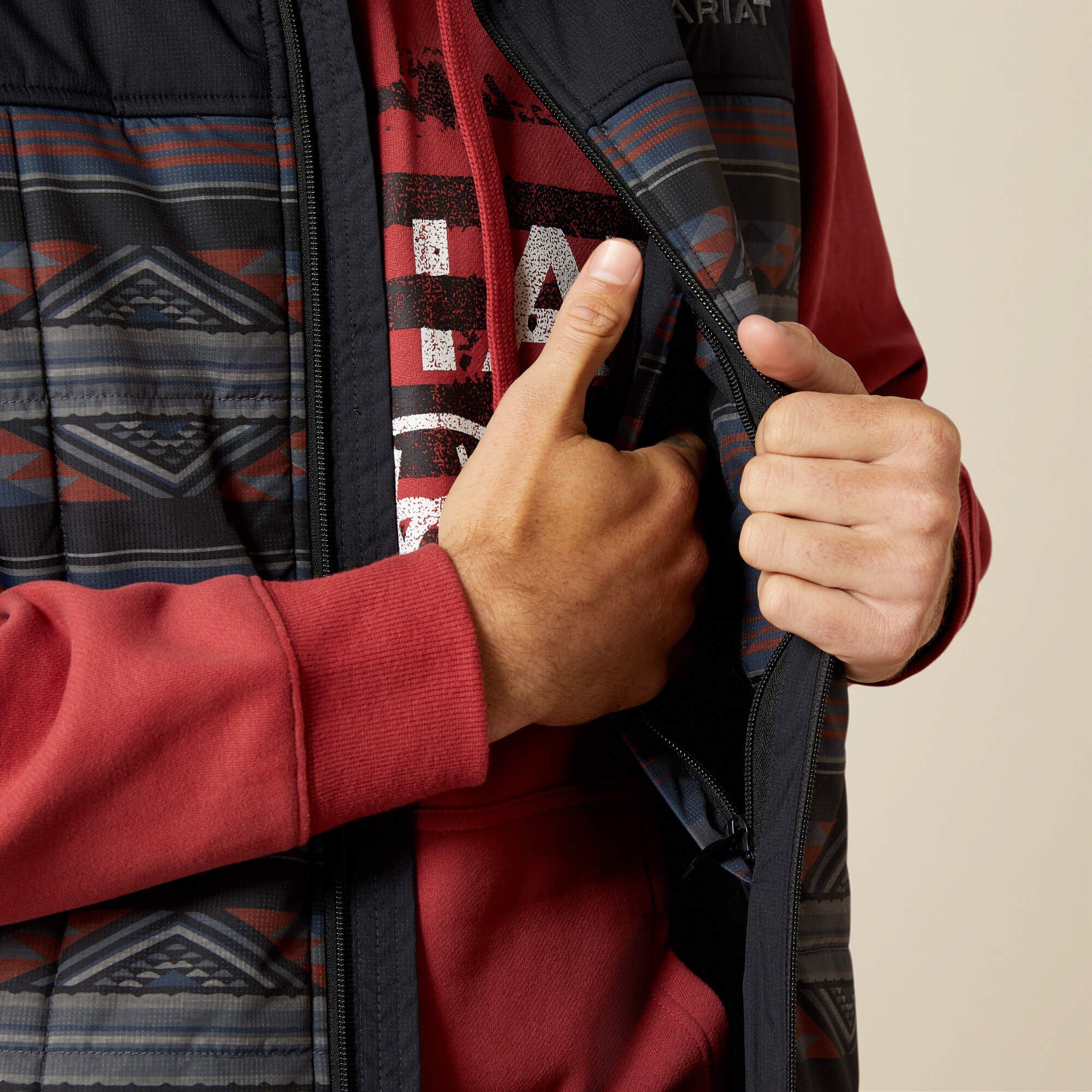 Crius Insulated Vest Men - SOUTHWESTERN/RUST