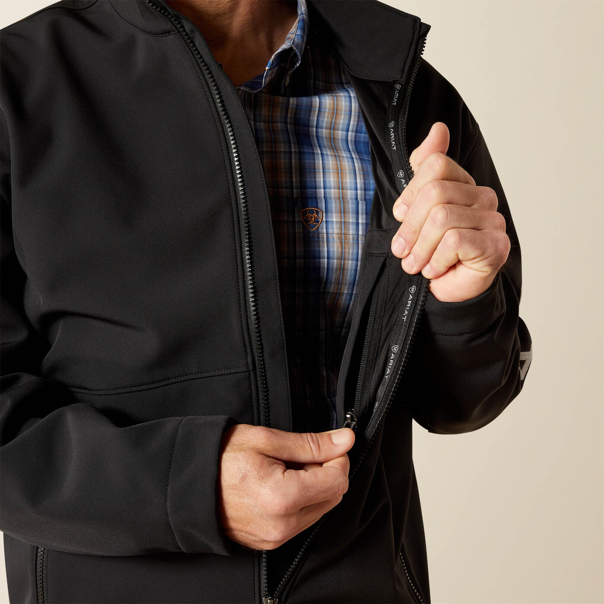 Logo Softshell Jacket Men - BLACK