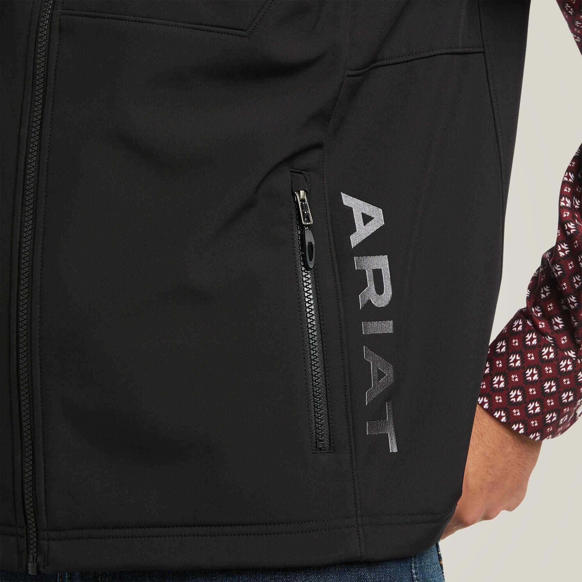 Logo 2.0 Patriot Softshell Vest Men - BLACK