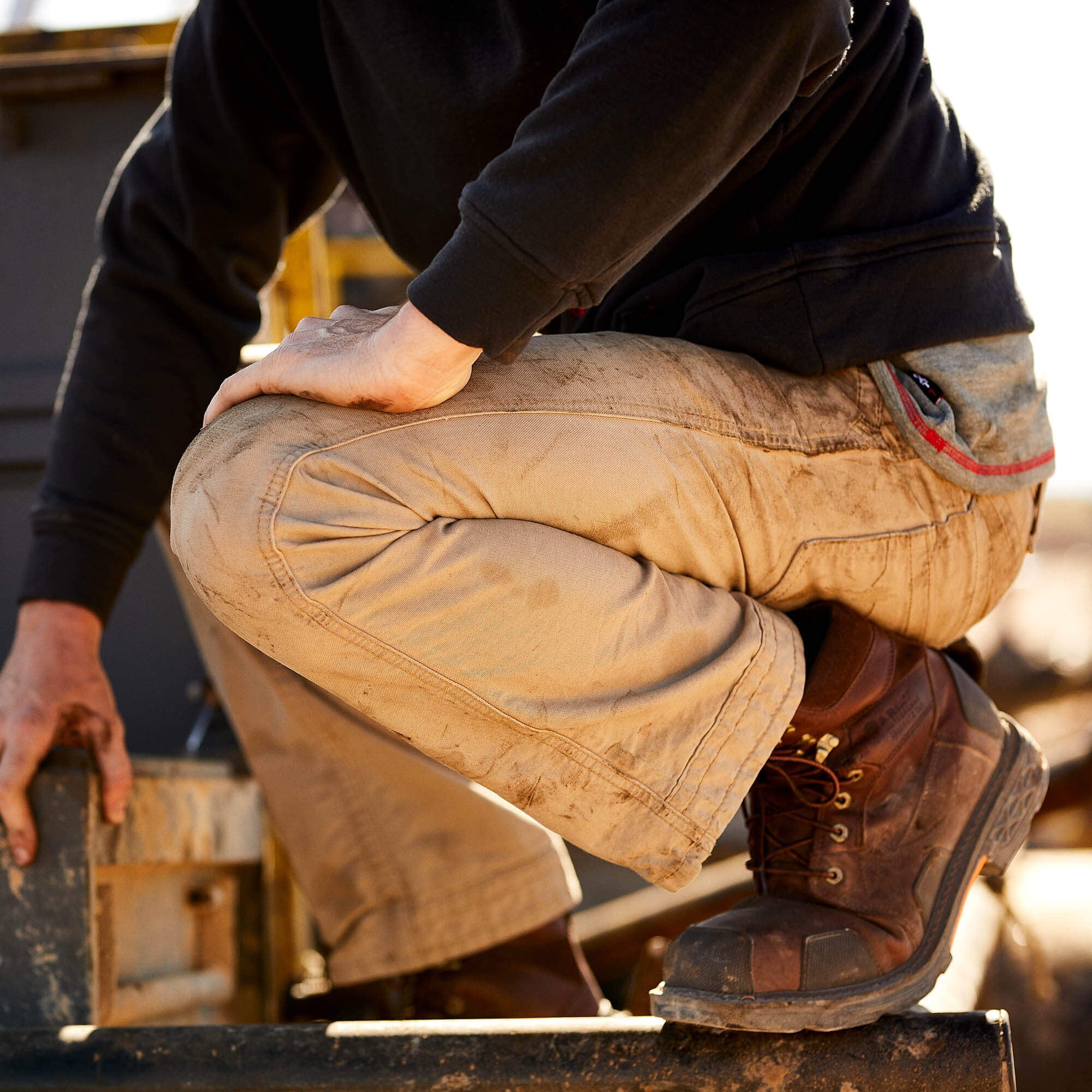 FR M4 Relaxed Workhorse Boot Cut Pant Men - FR KHAKI