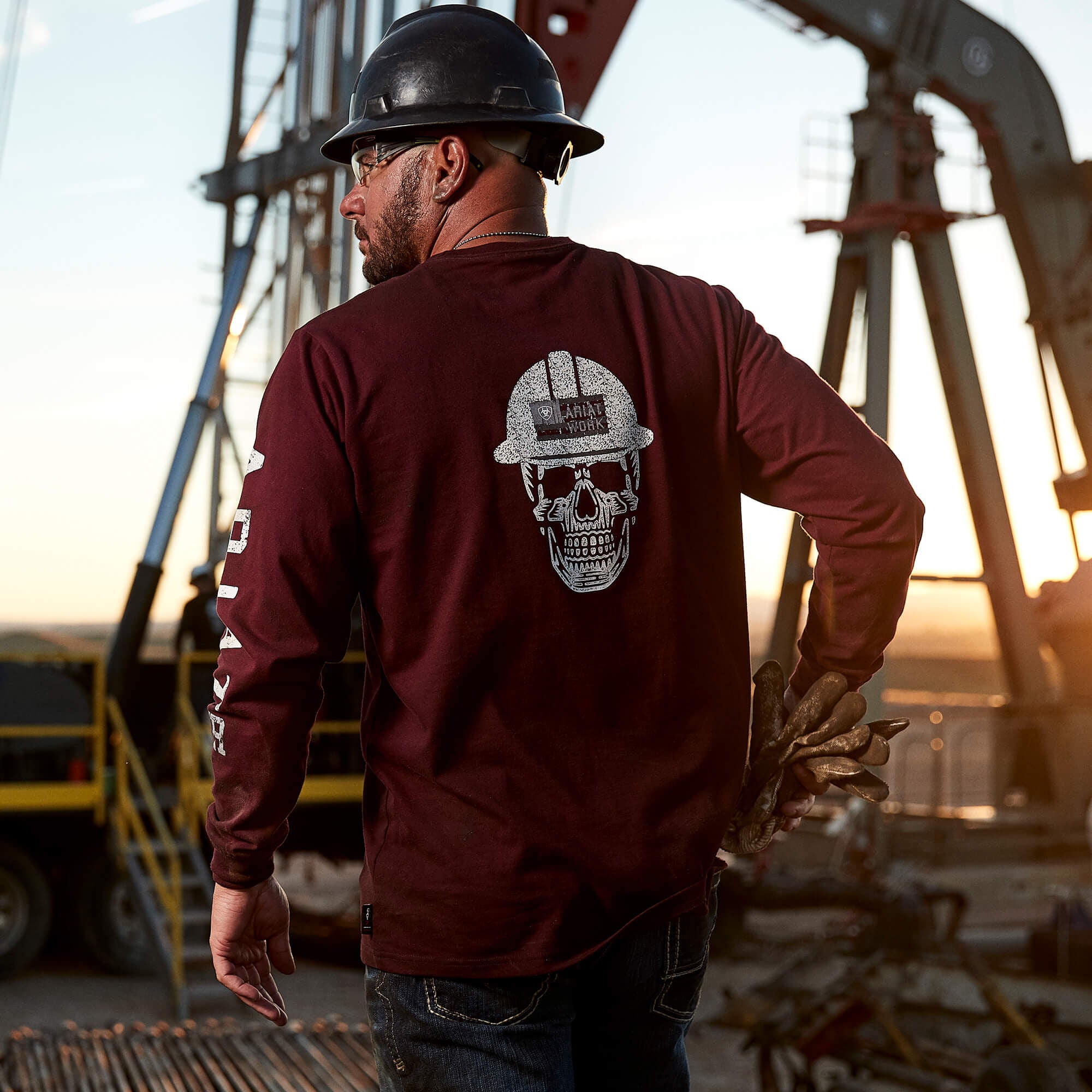 FR Roughneck Skull Logo T-Shirt Men - MALBEC