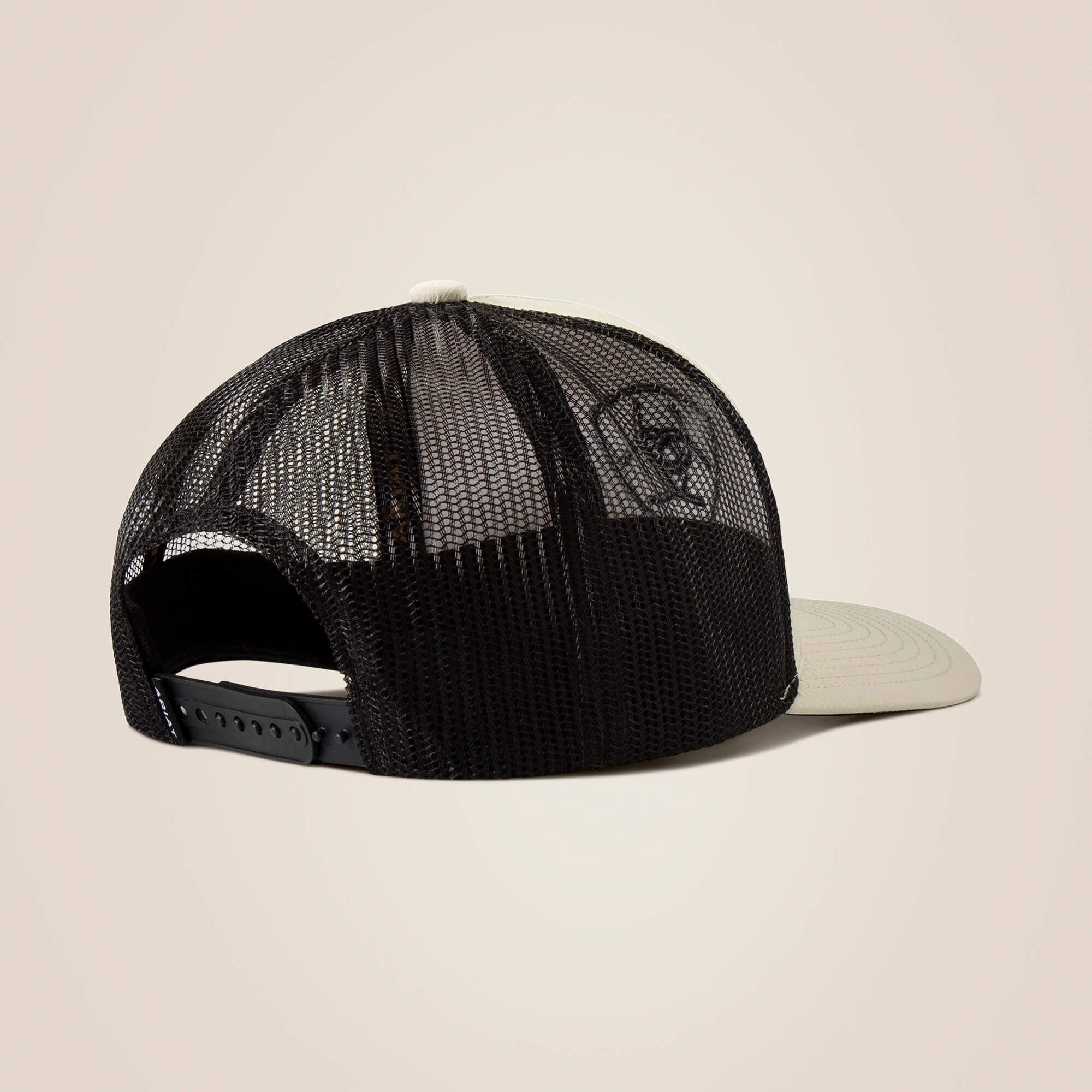 Black Logo Patch Cap Men - WHITE