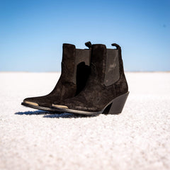 Shiloh Bootie Women - DISTRESSED BLACK SUEDE