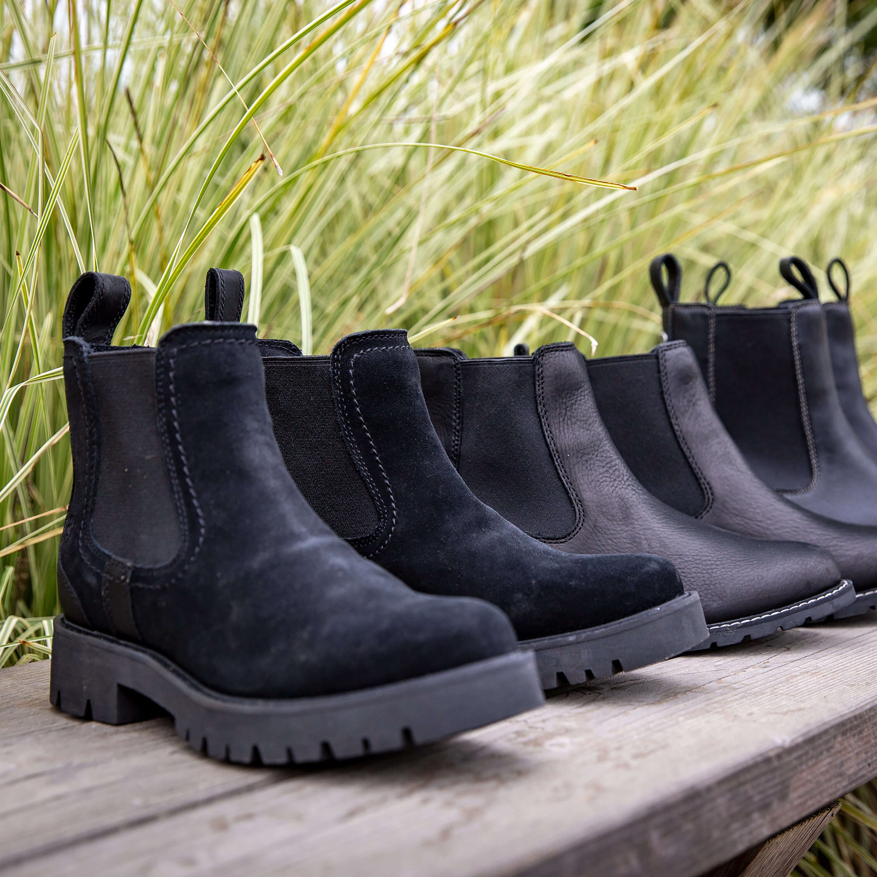 Wexford Lug Waterproof Chelsea Boot Women - BLACK