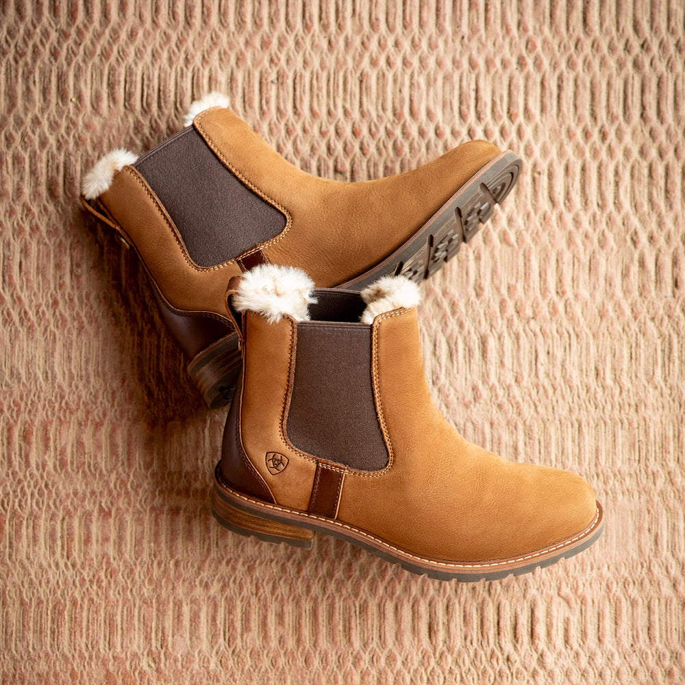 Wexford Sherpa Waterproof Chelsea Boot Women - AMBER BROWN