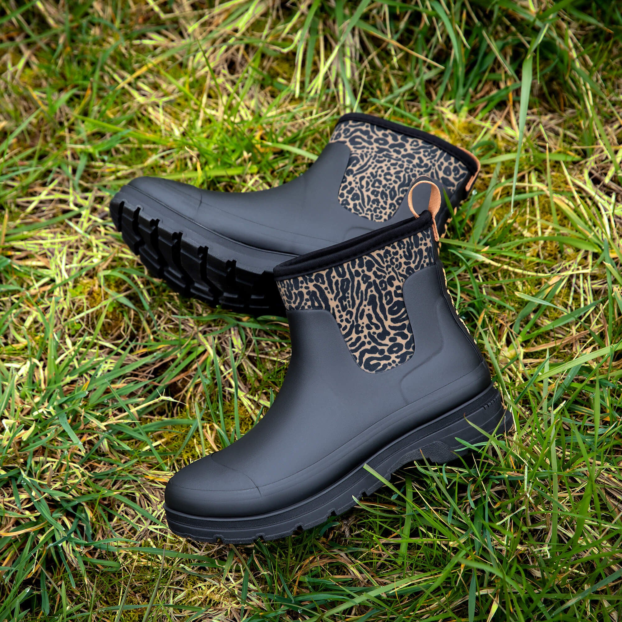 Kelmarsh Shortie Rubber Boot Women - BLACK/OCELOT PRINT