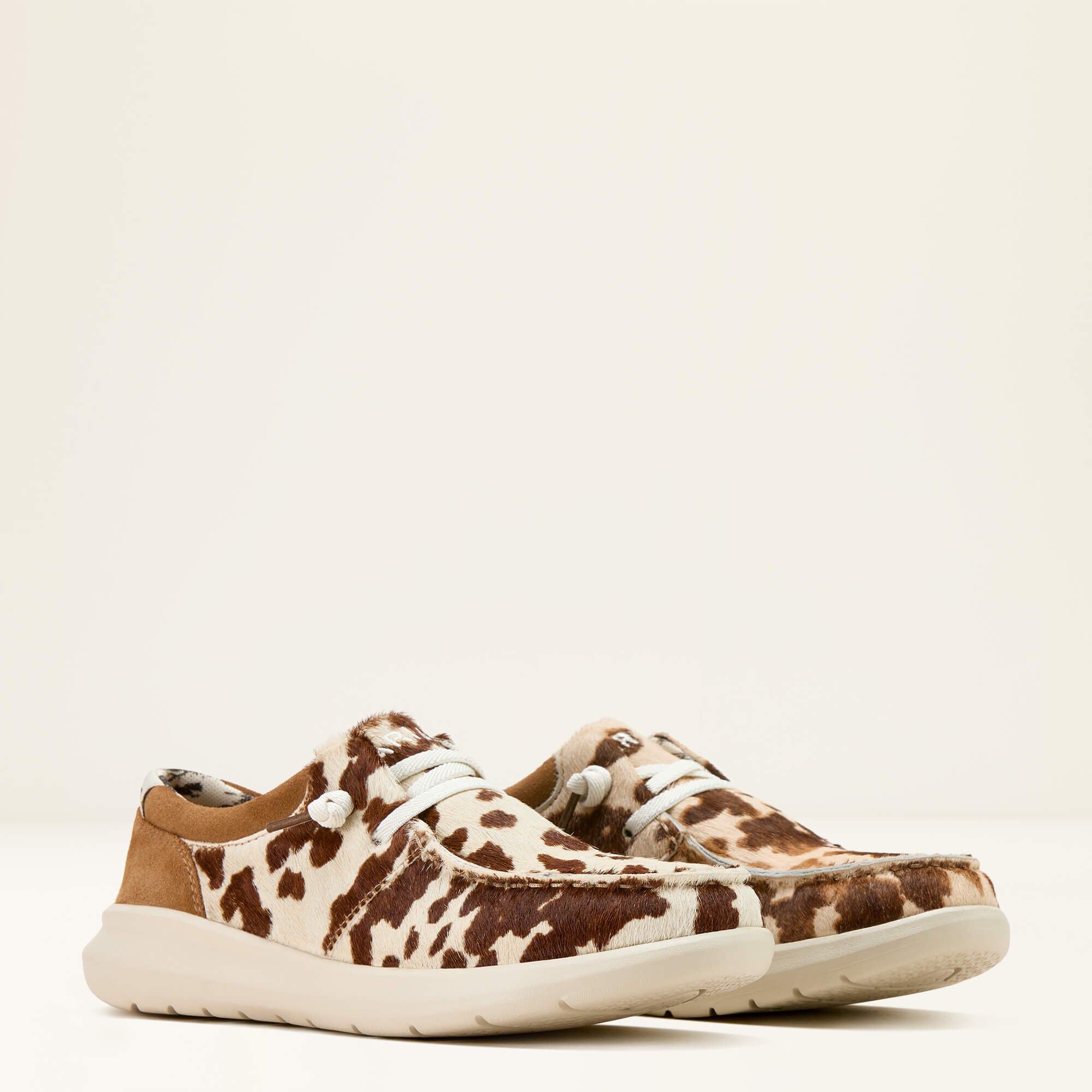 Hilo Shoe Women - TAN AND WHITE BRINDLE HAIR ON/DARK TAN S