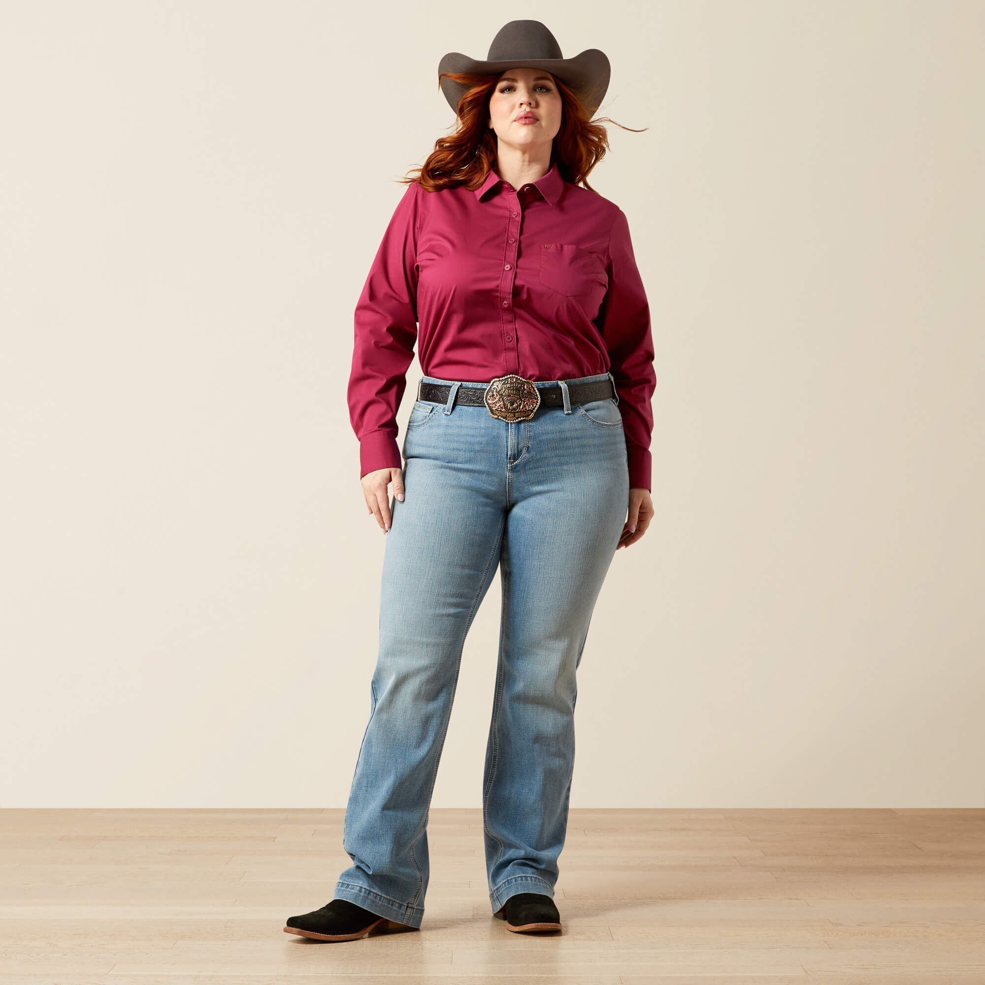 Mid Rise Giovana Leg Slim Trouser Jeans Women - PETALUMA
