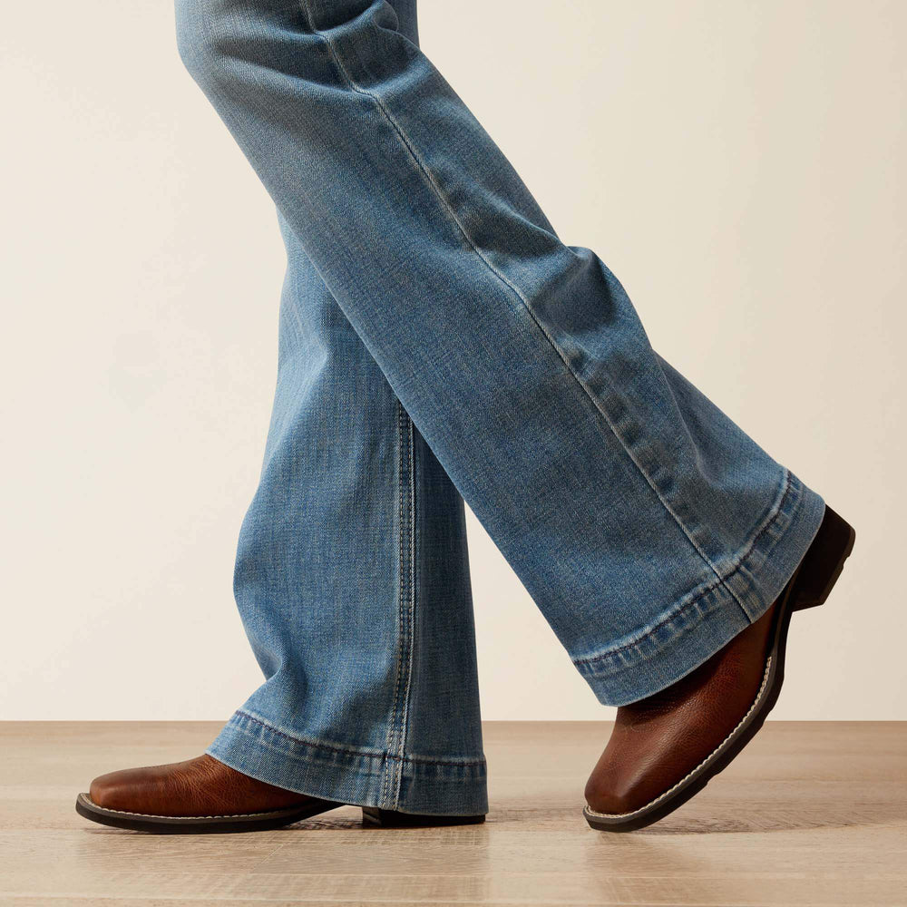 Mid Rise Giovana Leg Slim Trouser Jeans Women - PETALUMA