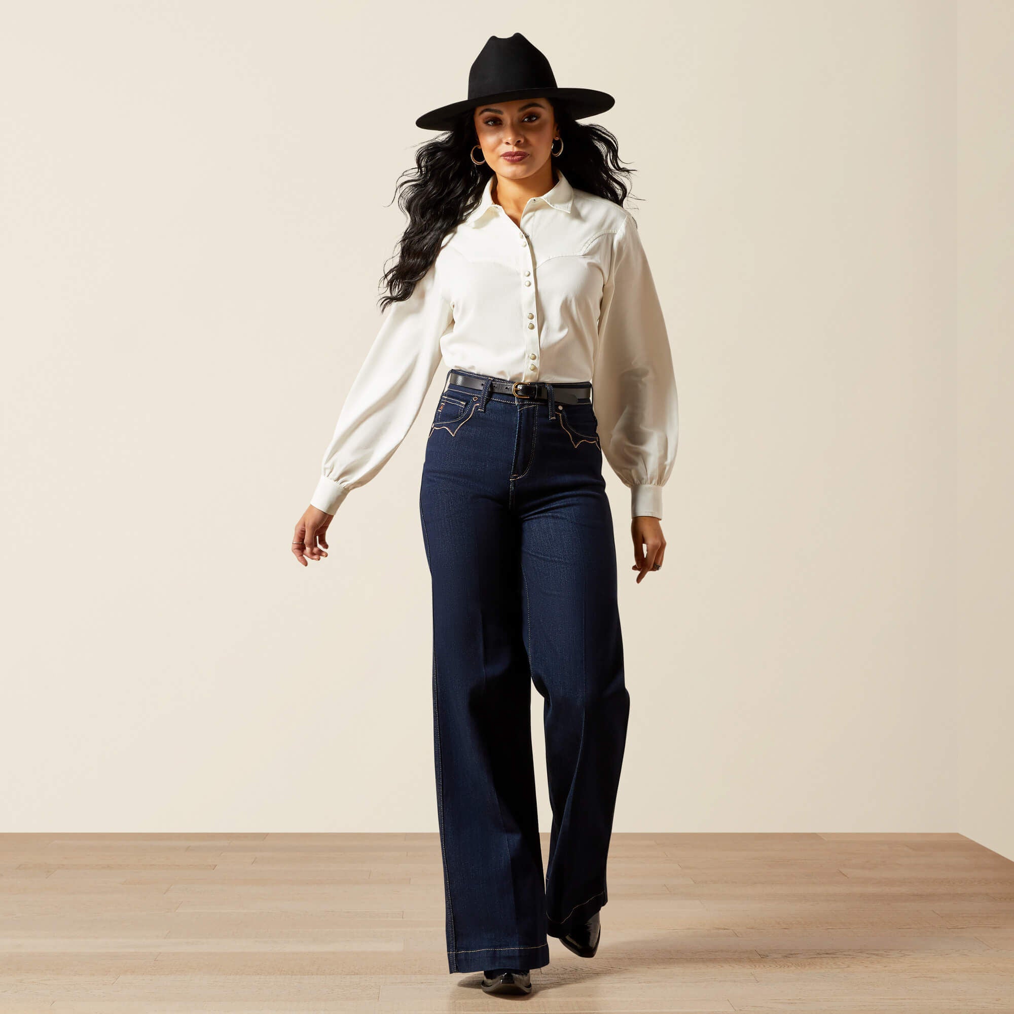 Jolie Shirt Women - WHITE ALYSSUM