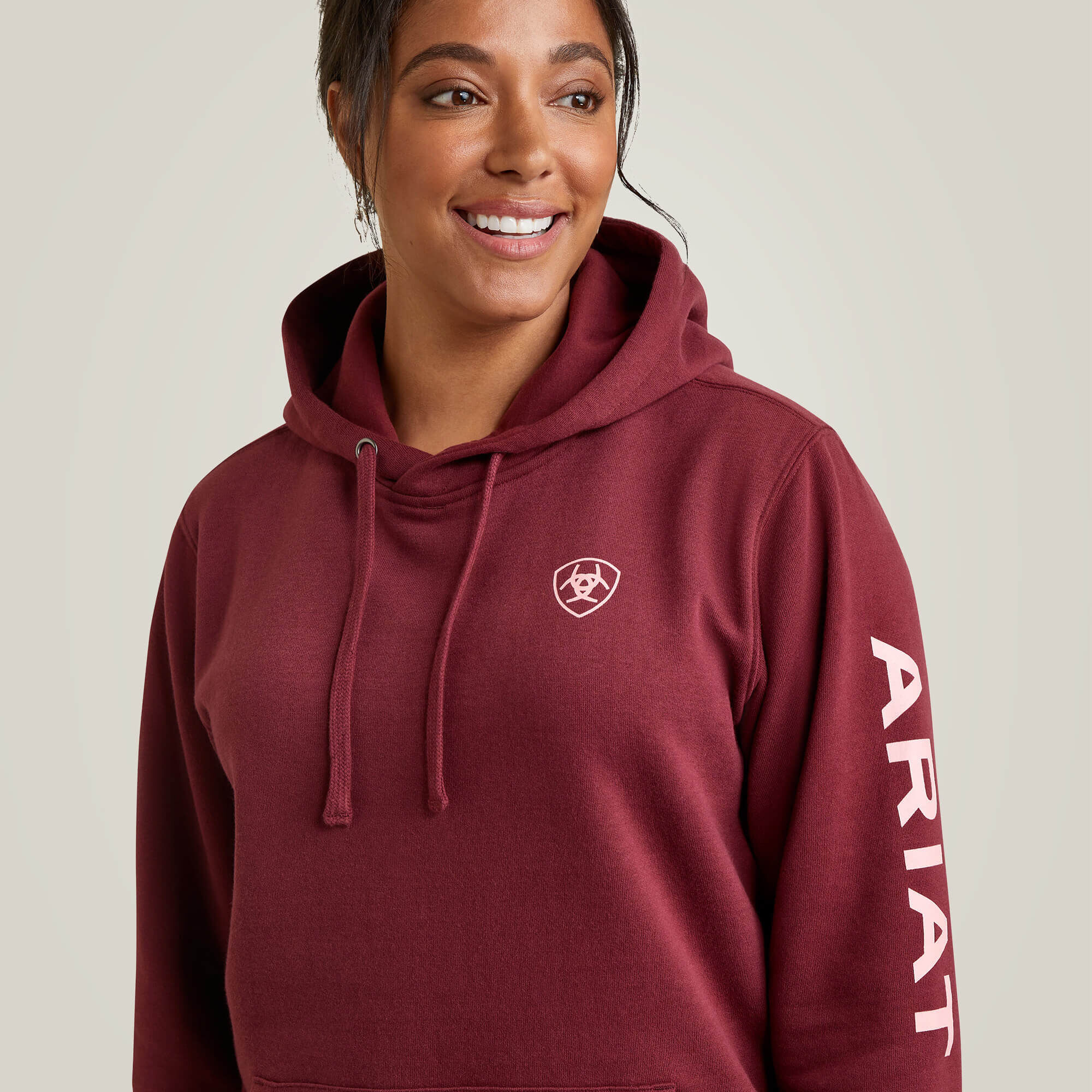 Ariat Logo Hoodie Women - ZINFANDEL