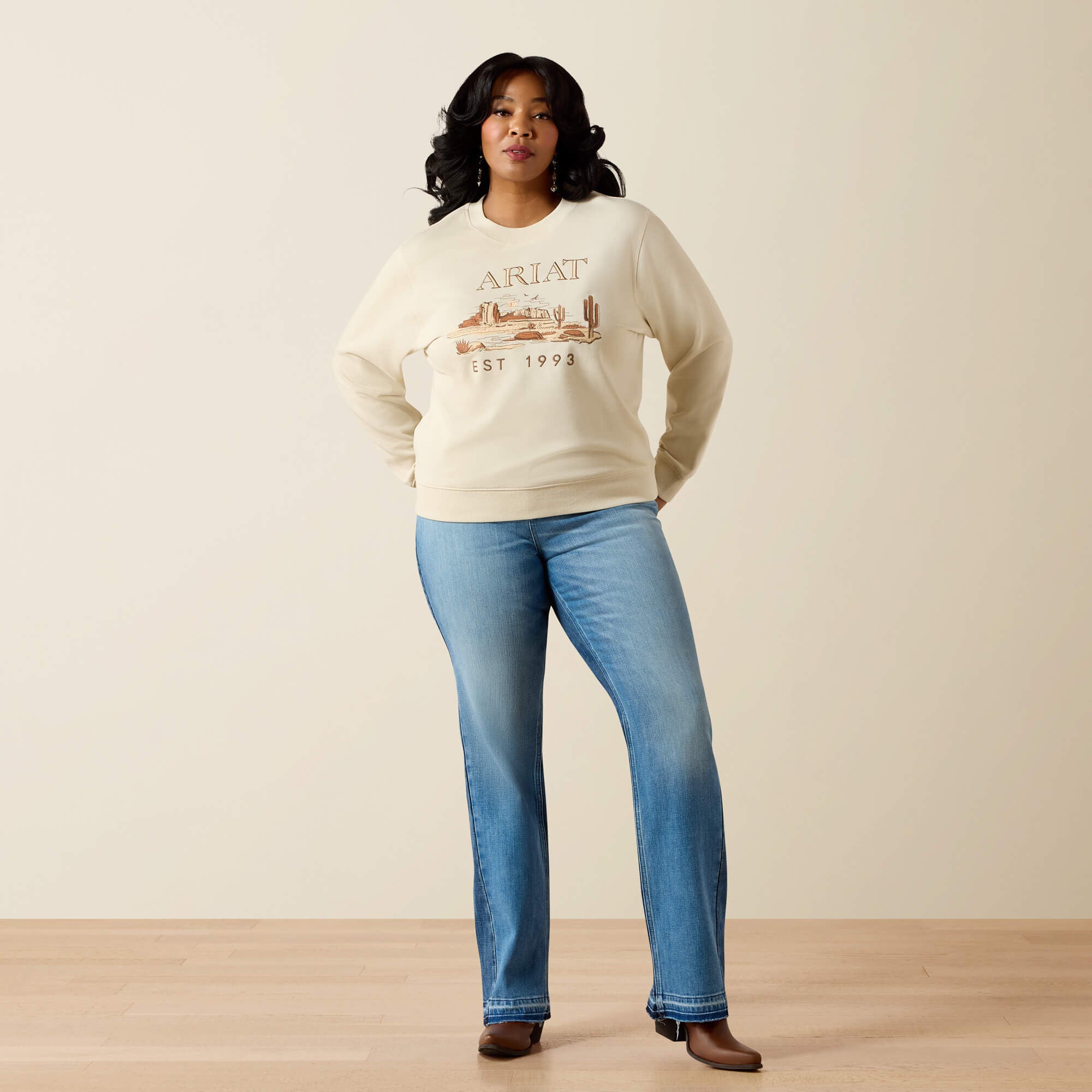 Essential Crew Sweatshirt Women - SUMMER SAND