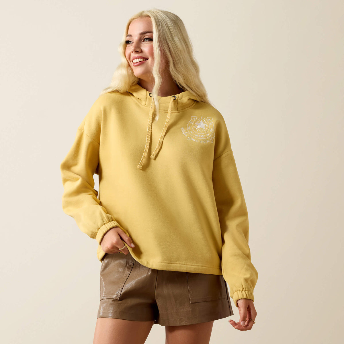 Essential Hoodie Women - RATTAN