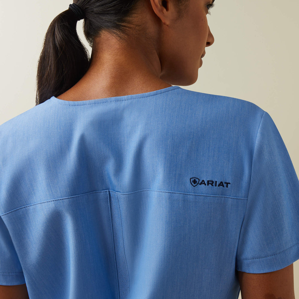 Clara 6 Pocket Scrub Top Women - LIGHT BLUE HEATHER