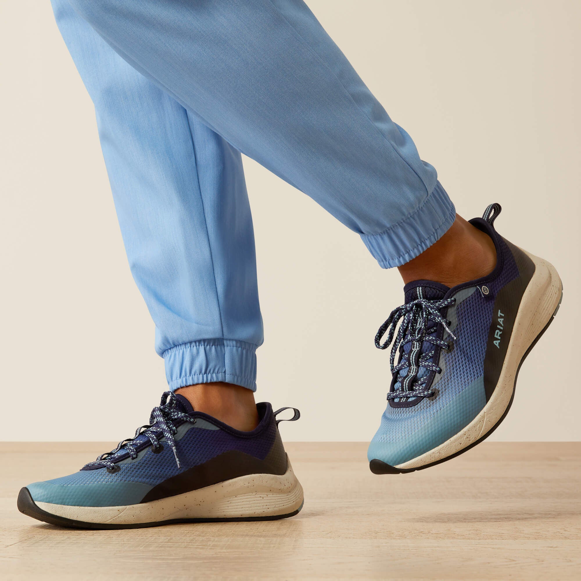 Blackwell Cargo Stretch Jogger Scrub Pant Women - LIGHT BLUE HEATHER