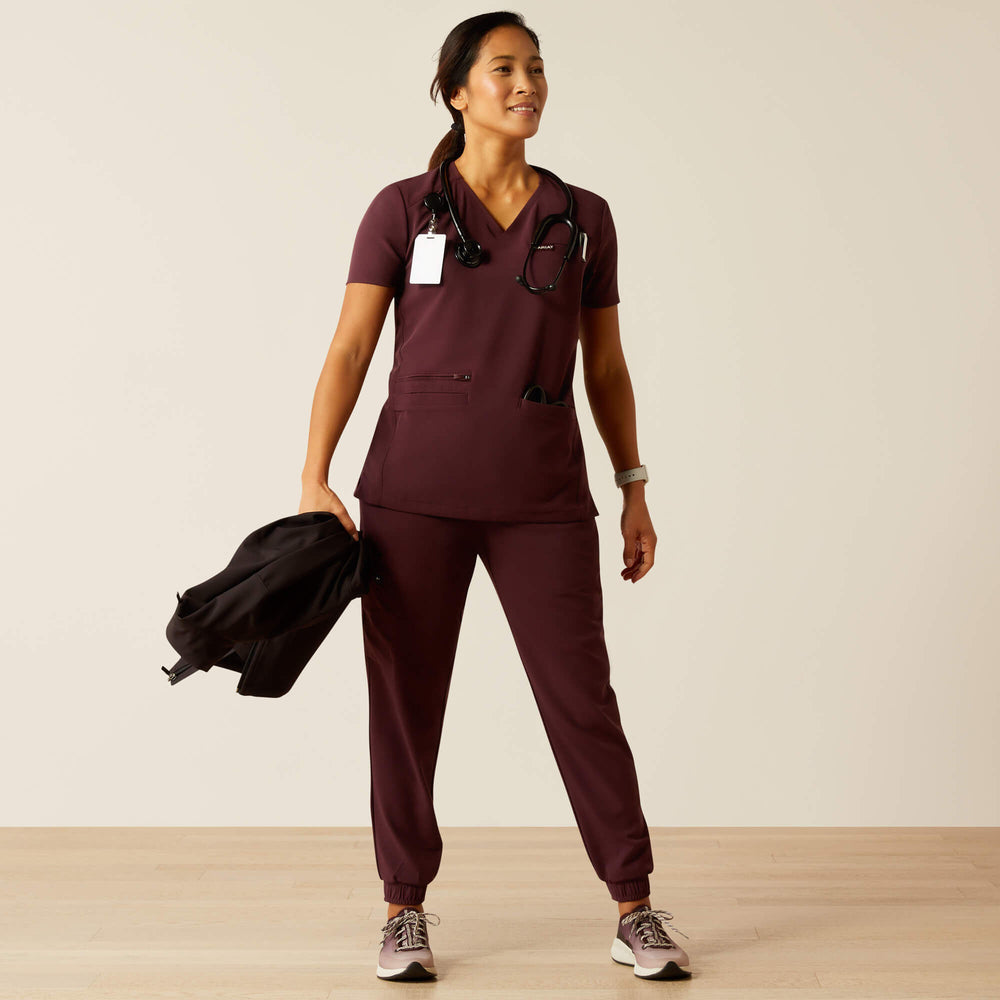 Clara 6 Pocket Scrub Top Women - WINETASTING