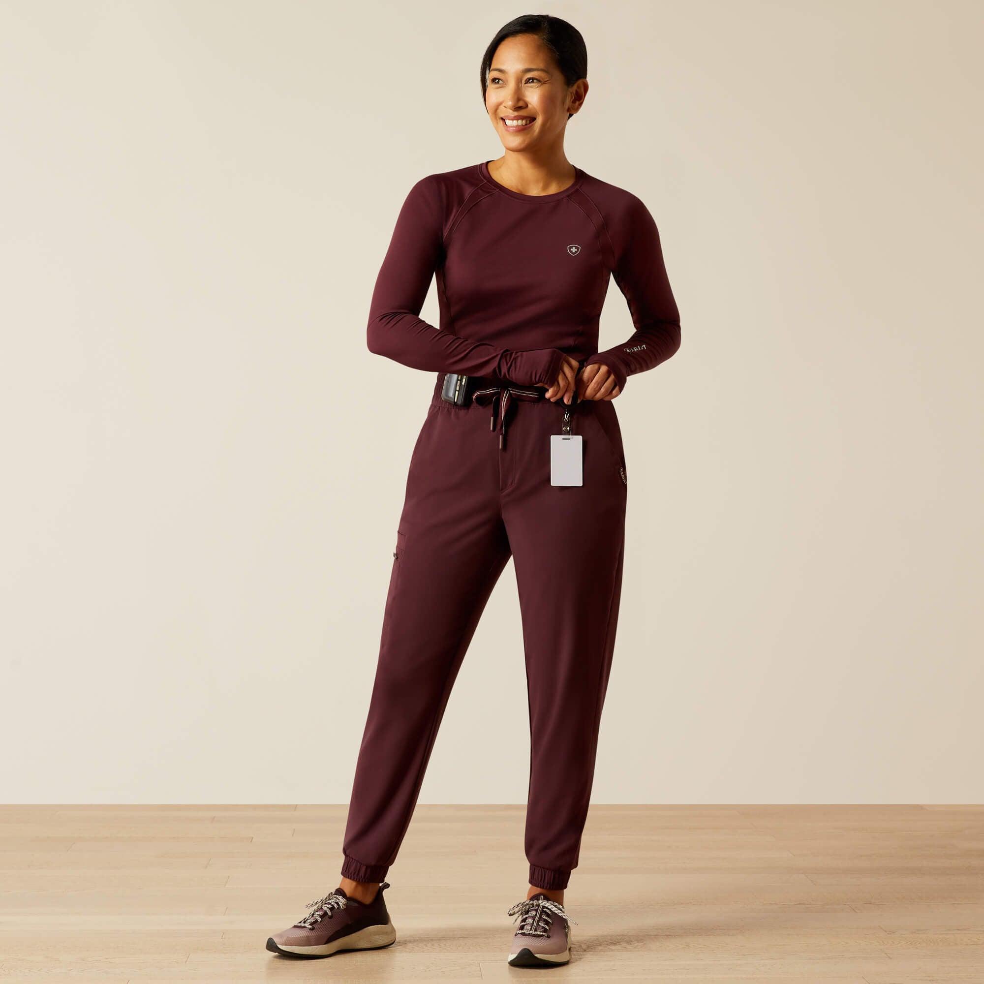Blackwell Cargo Stretch Jogger Scrub Pant Women - WINETASTING