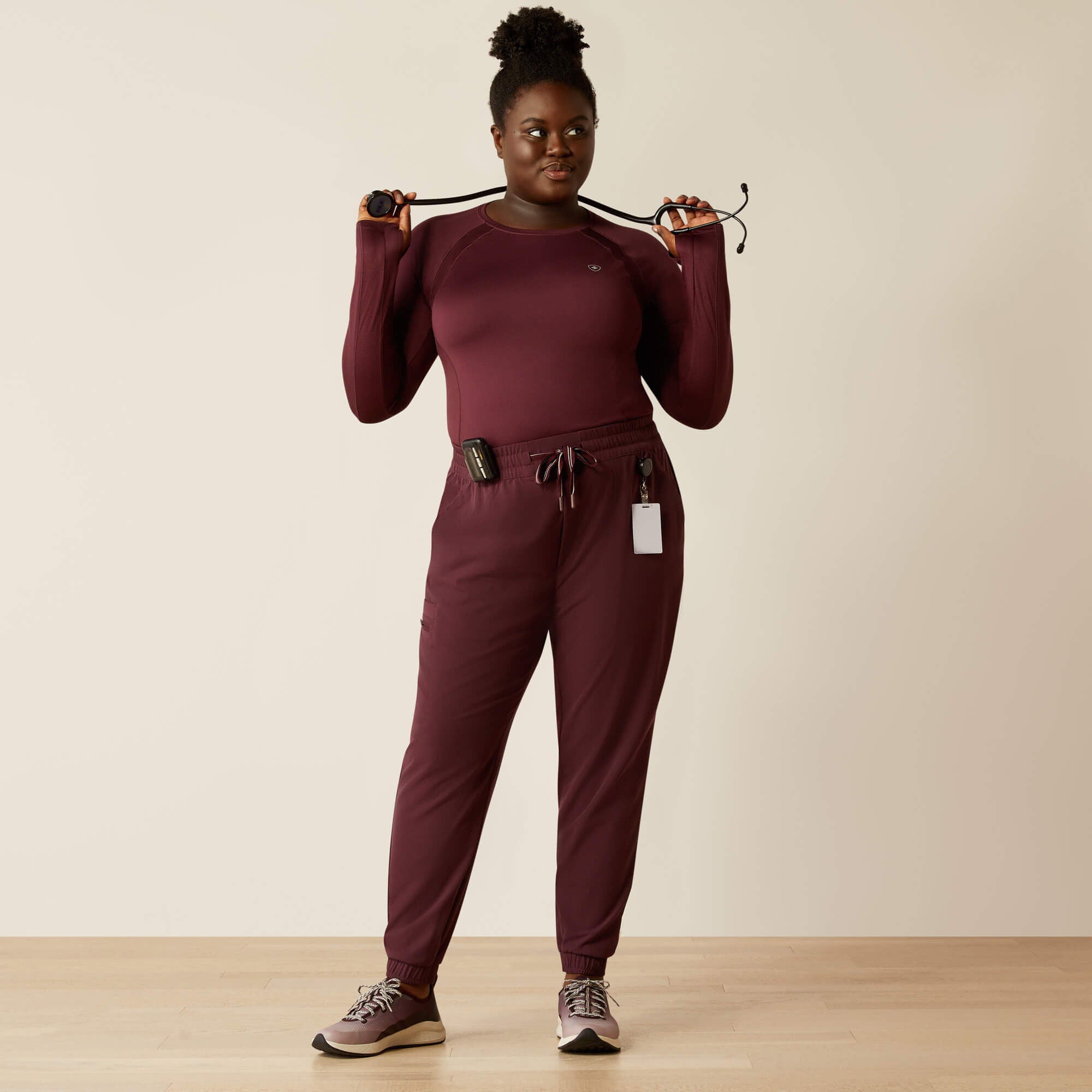 Blackwell Cargo Stretch Jogger Scrub Pant Women - WINETASTING