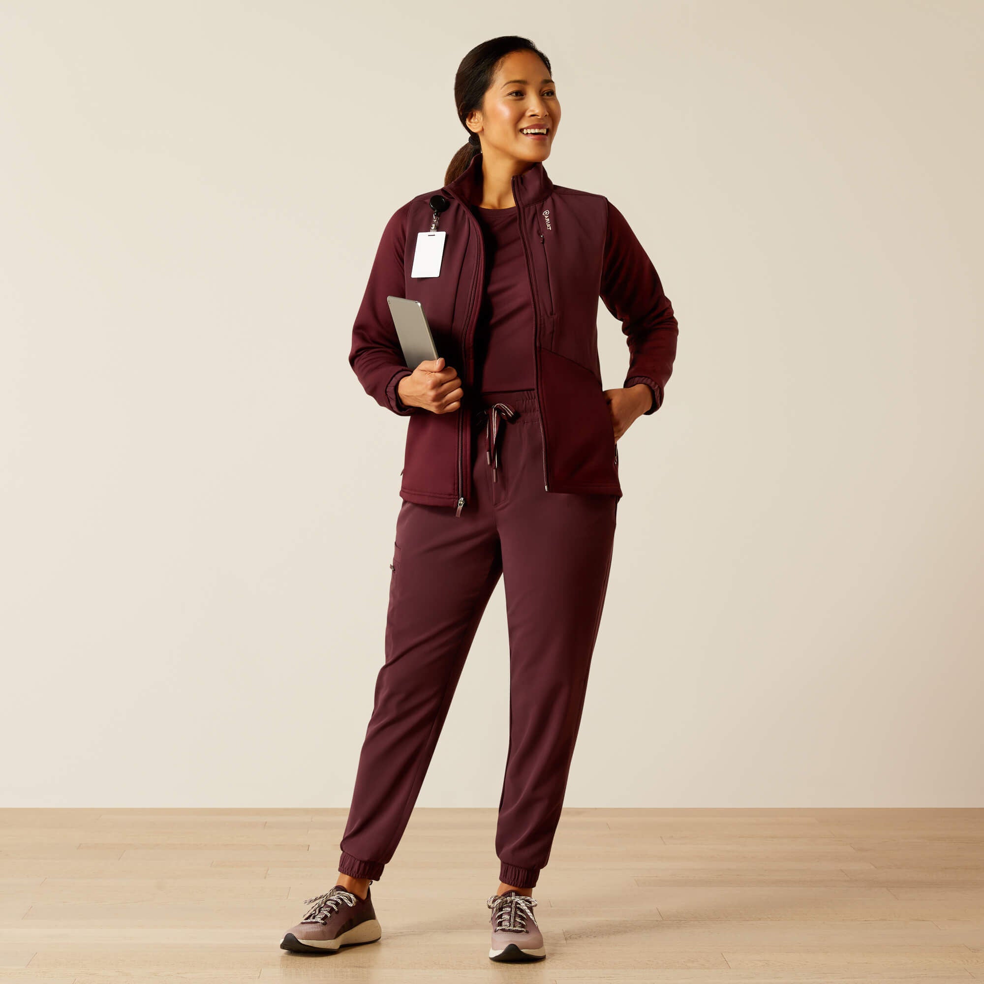 Sina Fleece Scrub Jacket Women - WINETASTING