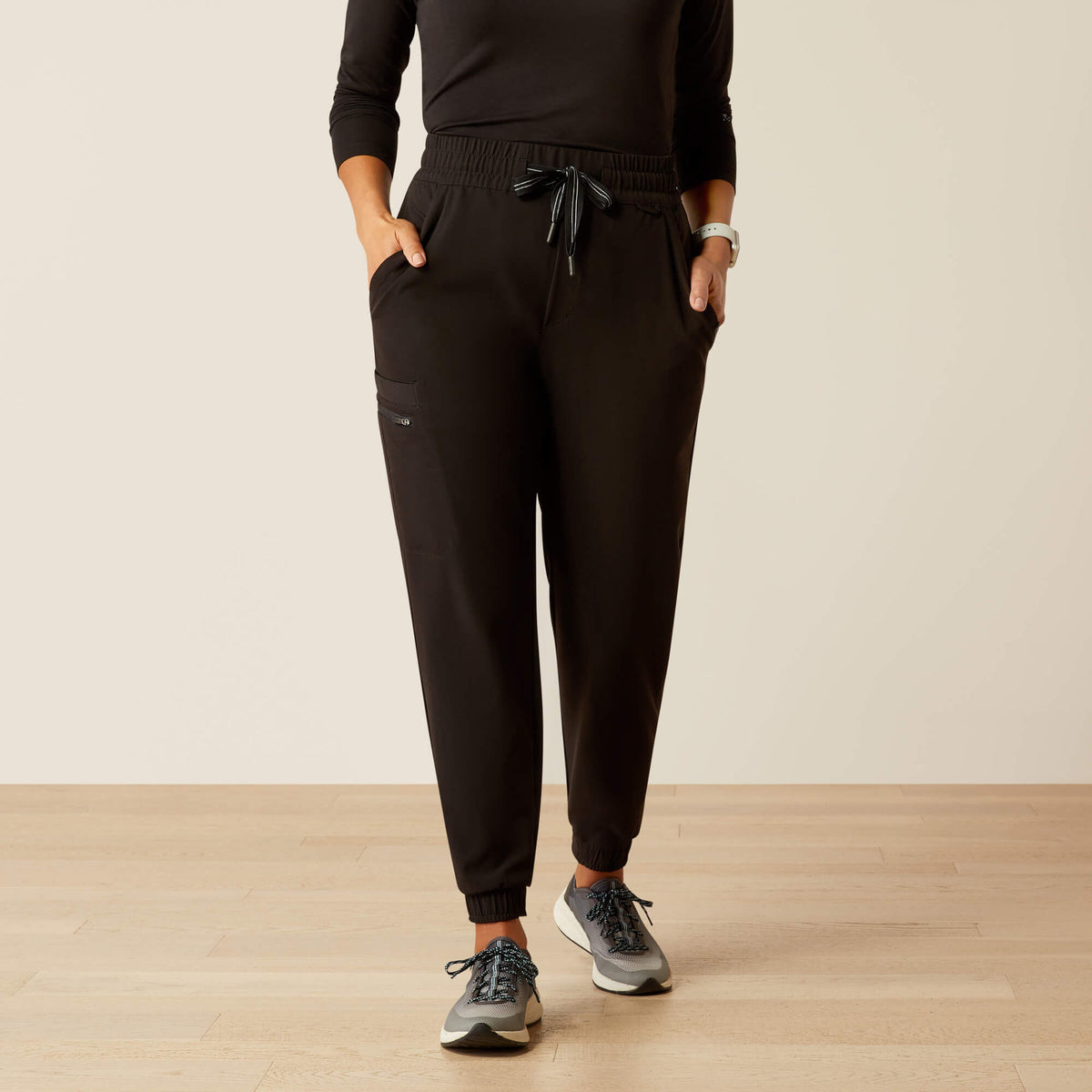 Blackwell Cargo Stretch Jogger Scrub Pant Women - BLACK