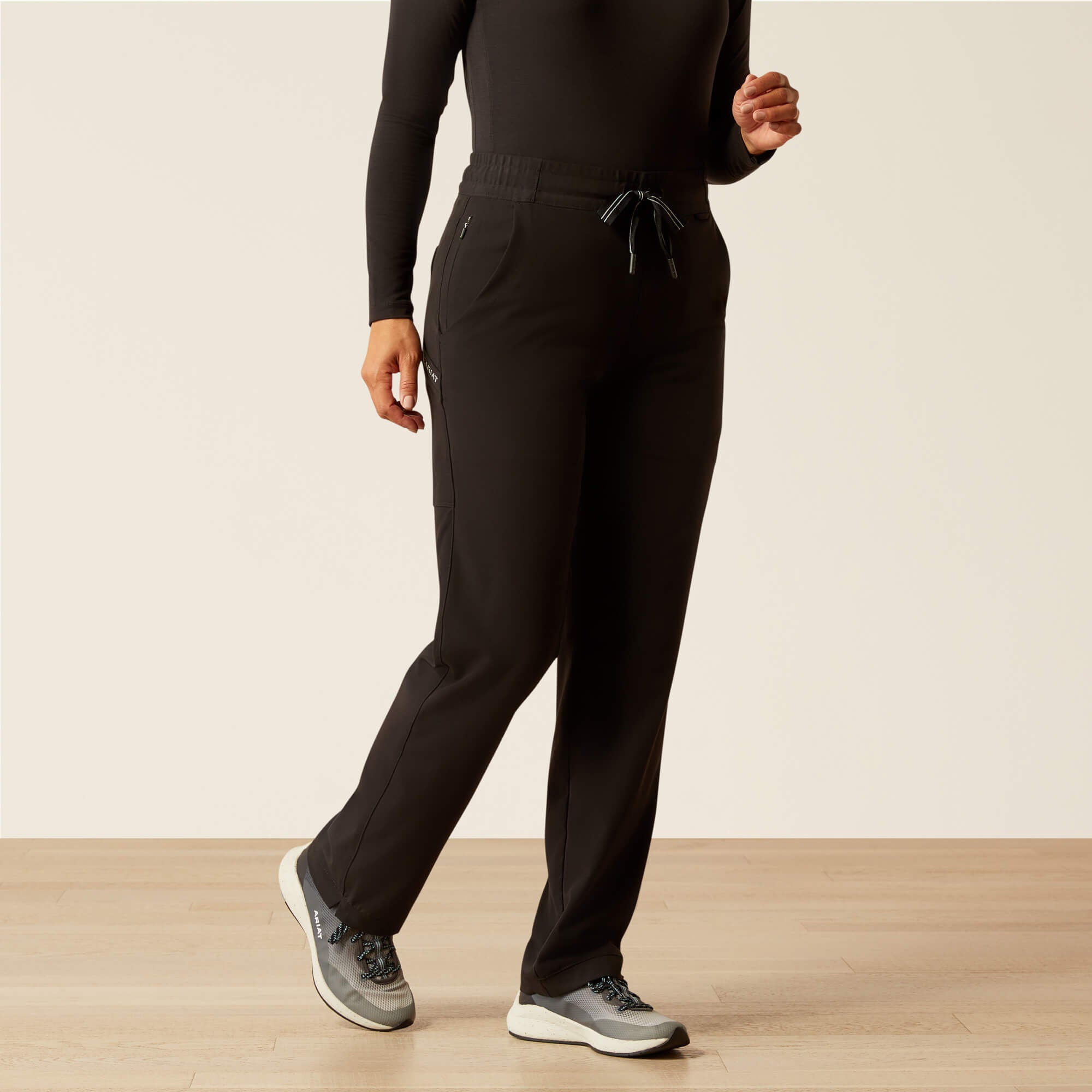 Nightingale Utility Stretch Scrub Pant Women - BLACK