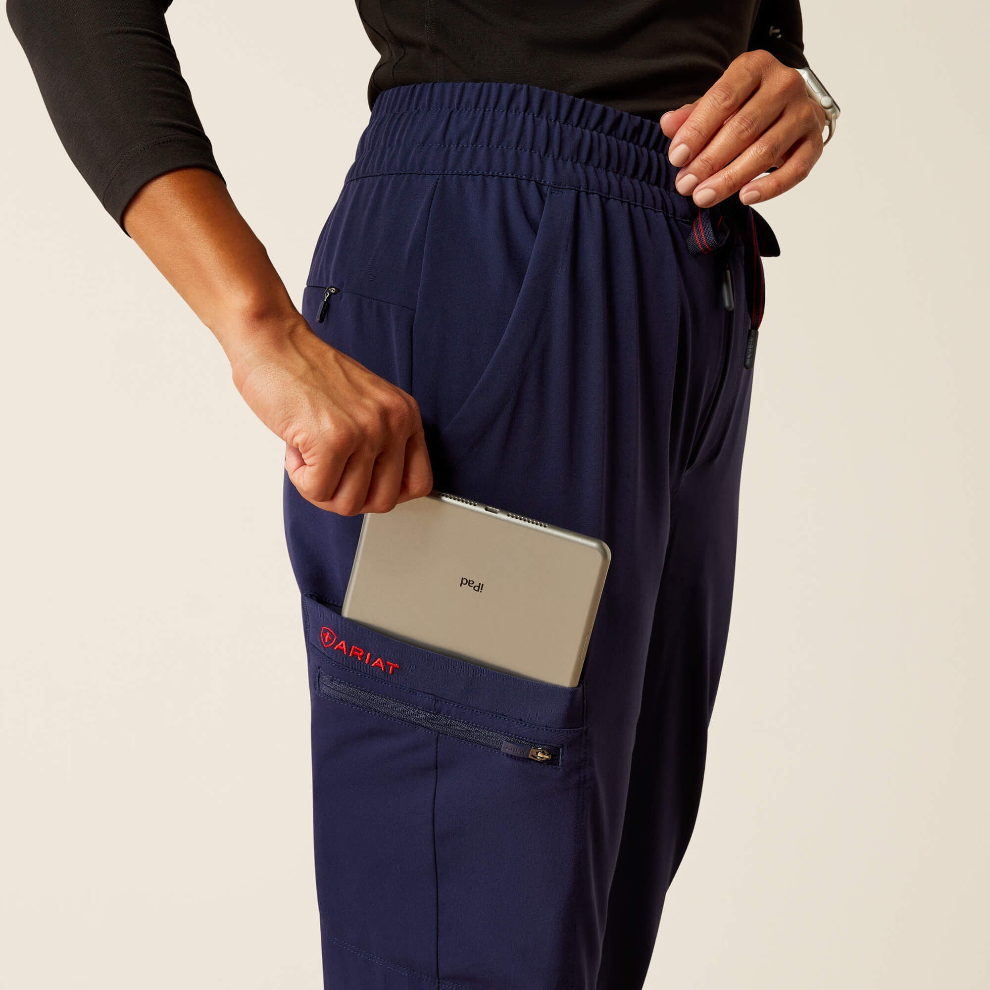 Blackwell Cargo Stretch Jogger Scrub Pant Women - NAVY