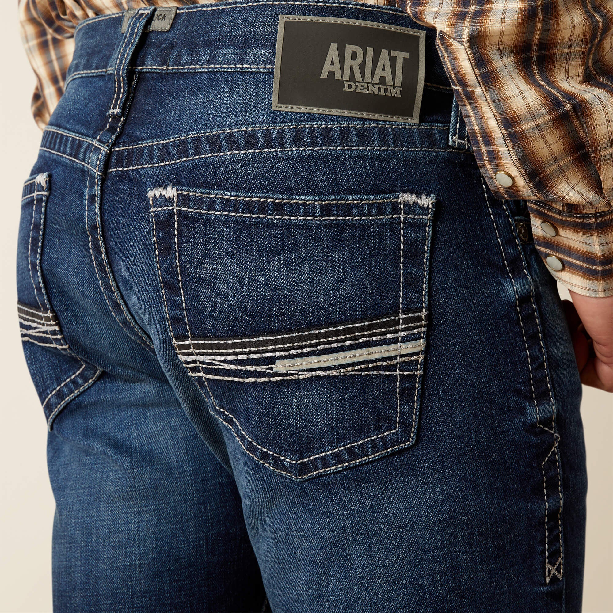 M8 Modern Jason Slim Leg Jeans - SALTON