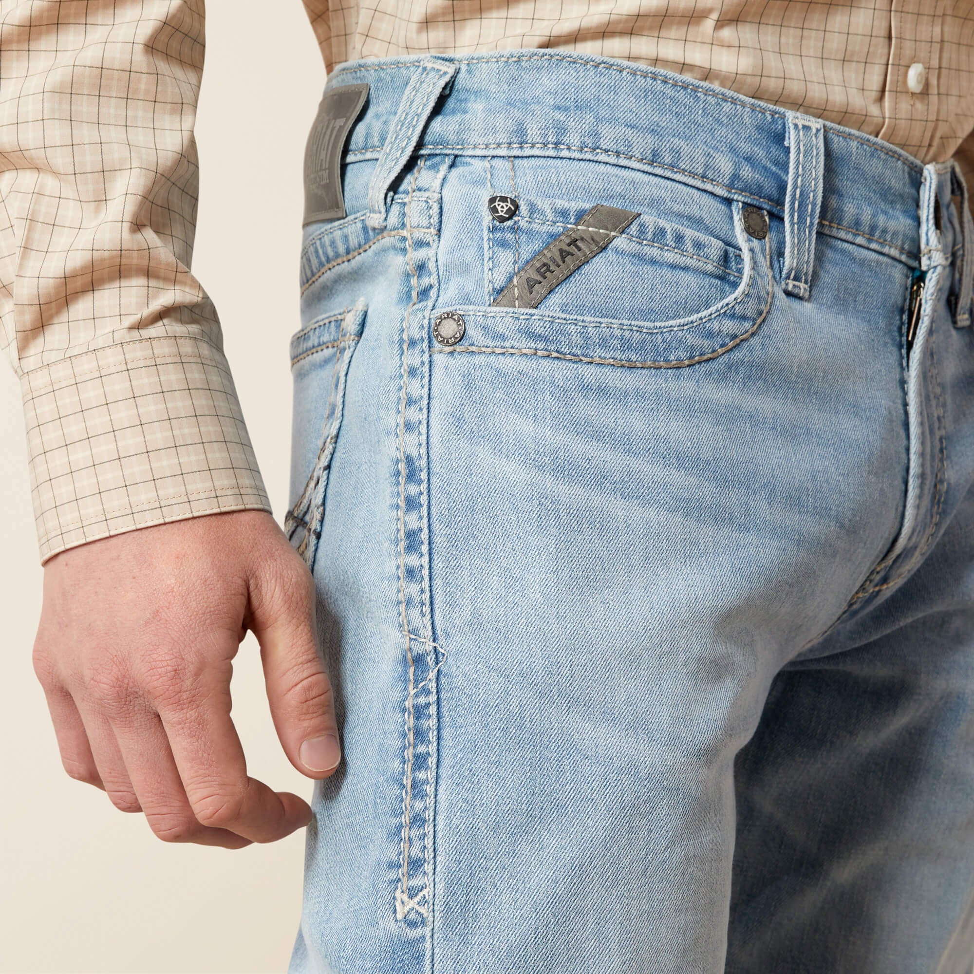 M7 Slim Carver Straight Leg Jean - HURON